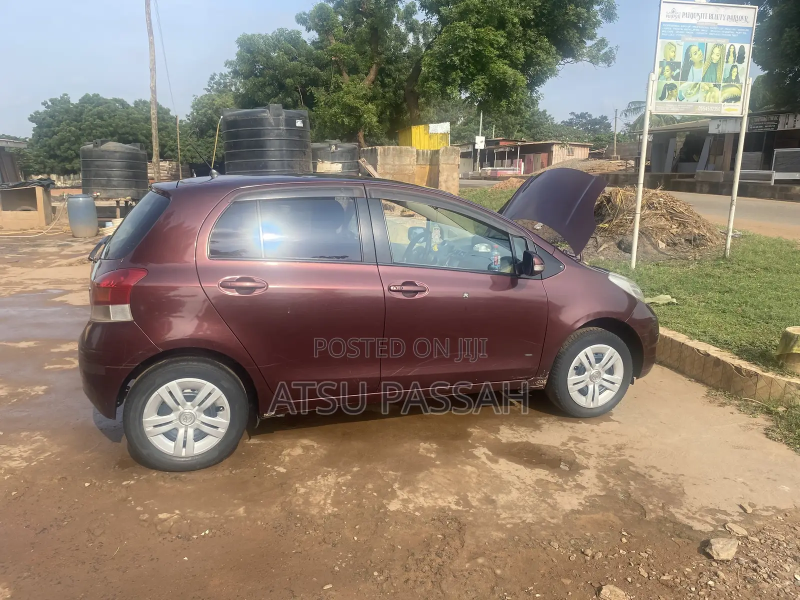 Toyota Vitz 1.3 AWD 3dr 2010 Pearl