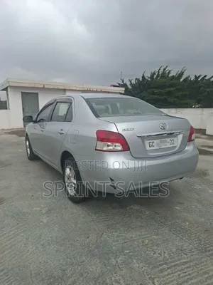 Toyota Belta 2009 Silver