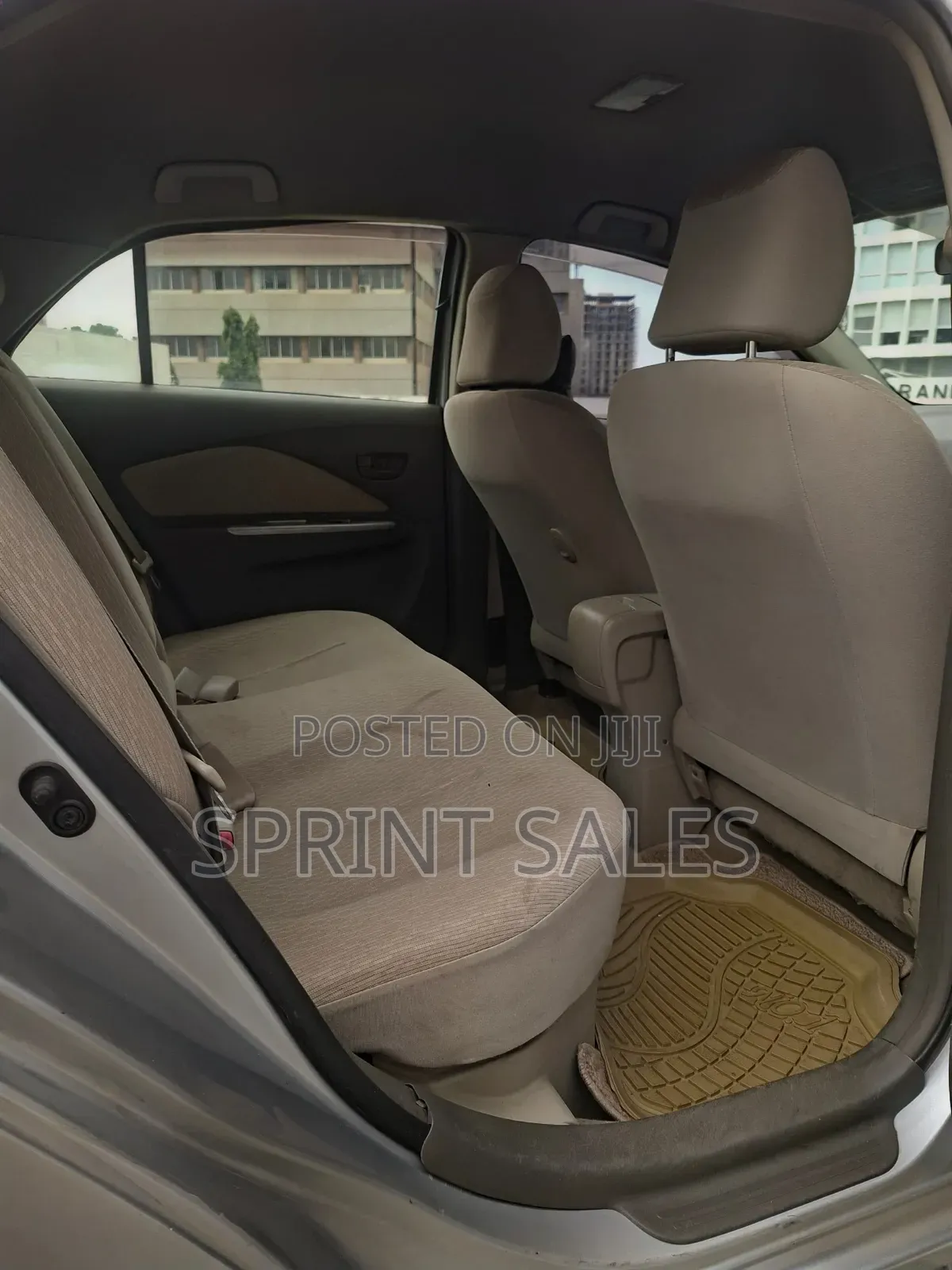 Toyota Belta 2009 Silver