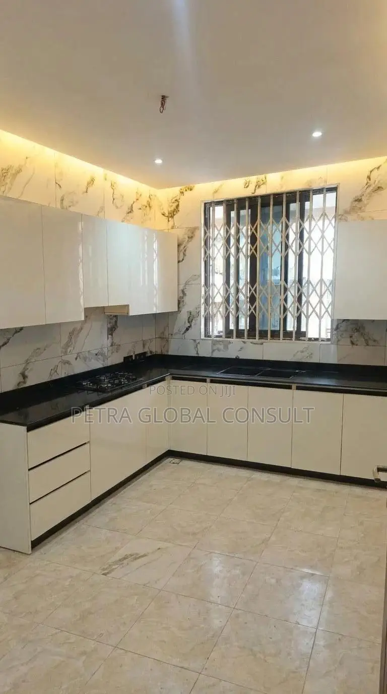 Kitchen Design and Construction