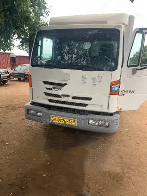 Nissan Box for Sale