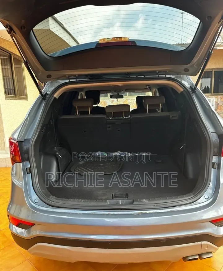 Hyundai Santa Fe 2016