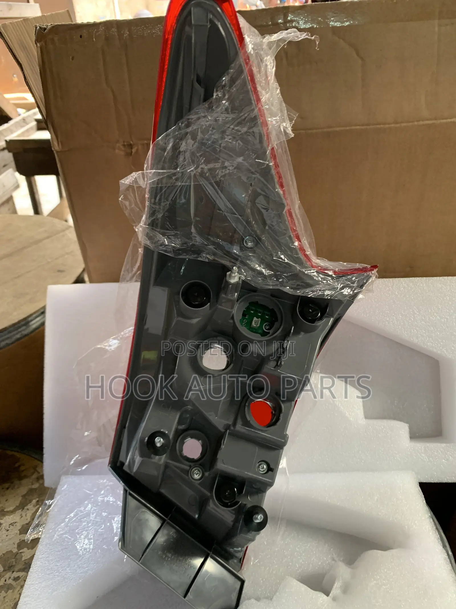 Nissan Sentra 2016 -2019 Tail Light