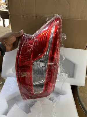 Nissan Sentra 2016 -2019 Tail Light