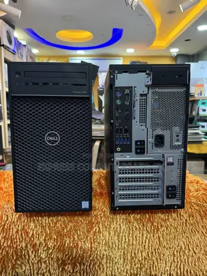 Desktop Computer Dell Precision 3000 24GB Intel Core i7 SSD 512GB