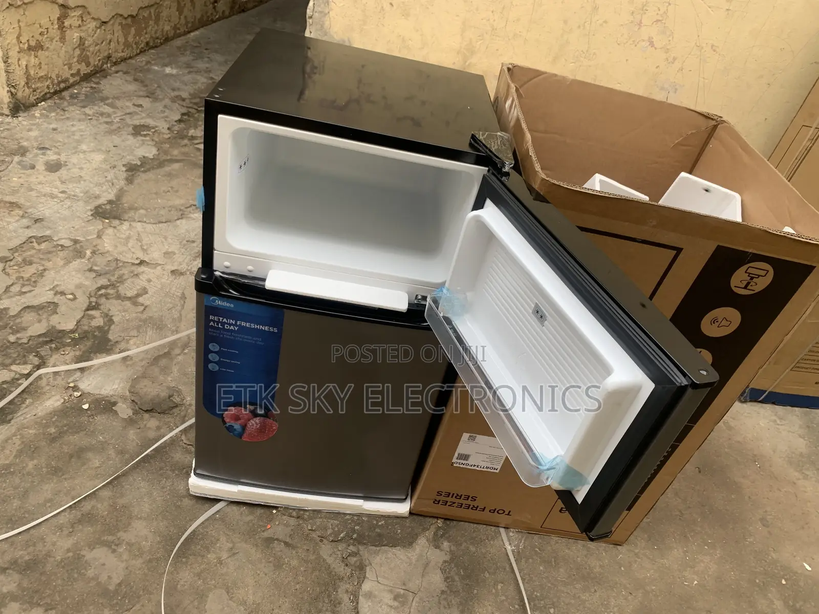 Appealing Midea 87litres Double Door Fridge