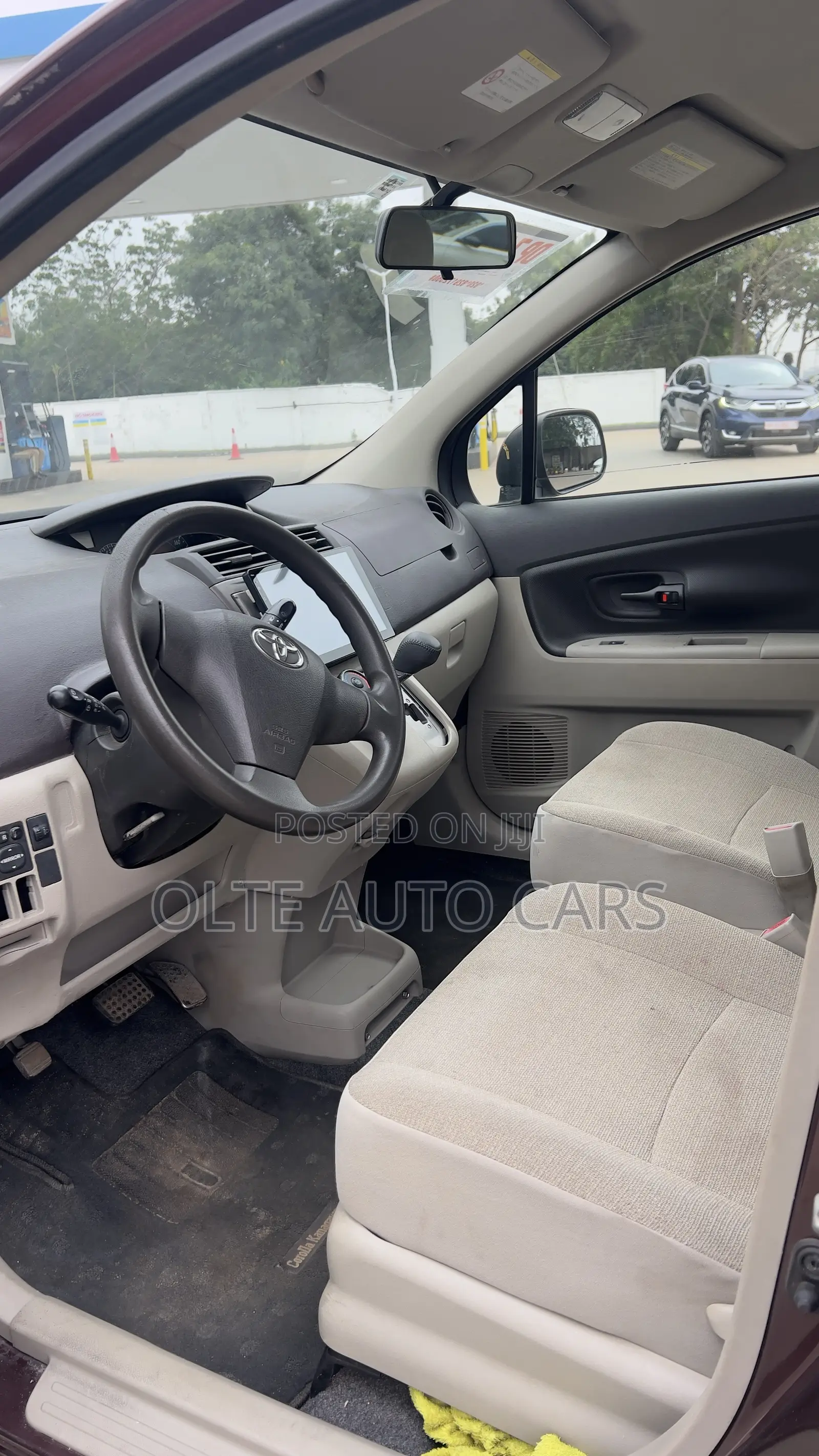 Toyota Passo Sette 1.5 FWD 2010 Brown