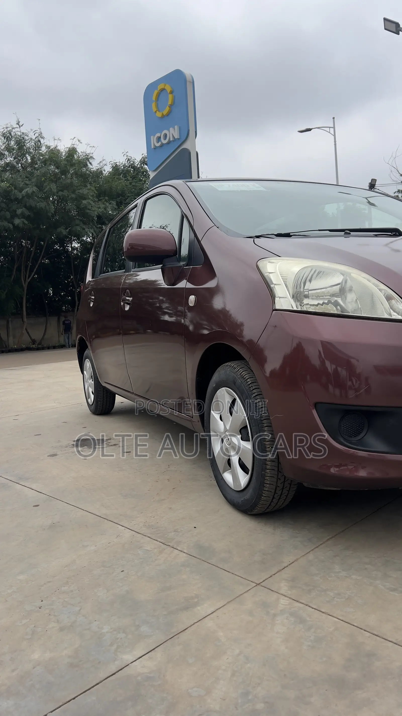 Toyota Passo Sette 1.5 FWD 2010 Brown