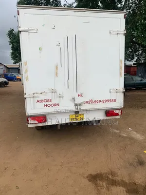 Nissan Box for Sale