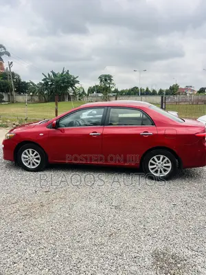 Toyota Corolla 2012 Burgundy