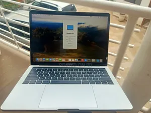 Laptop Apple MacBook Pro 2018 8GB Intel Core i5 SSD 256GB