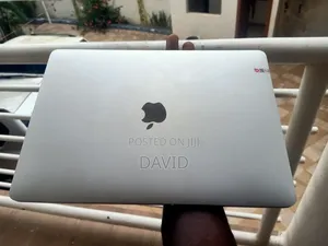 Laptop Apple MacBook Pro 2018 8GB Intel Core i5 SSD 256GB