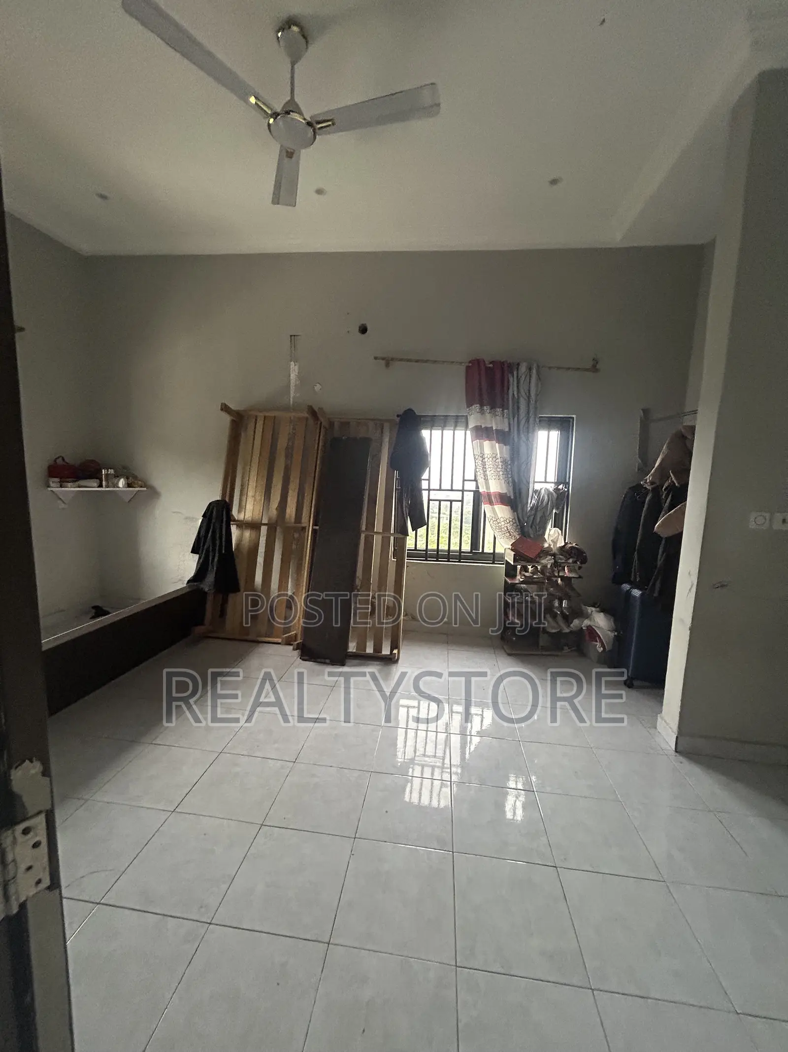 3bdrm Apartment in Bank Of Ghana, Accra Metropolitan for rent
