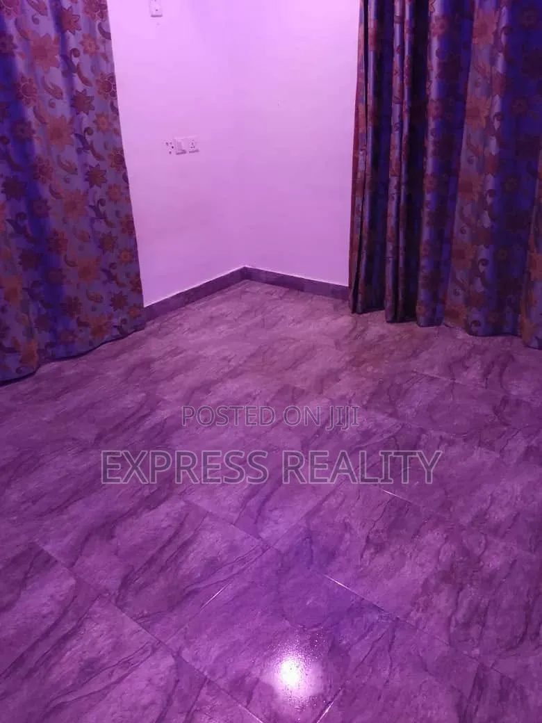 2bdrm House in West Hills Mall, Accra Metropolitan for rent
