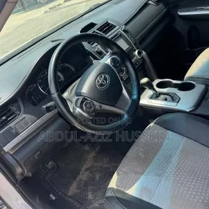 Toyota Camry 2014 Silver