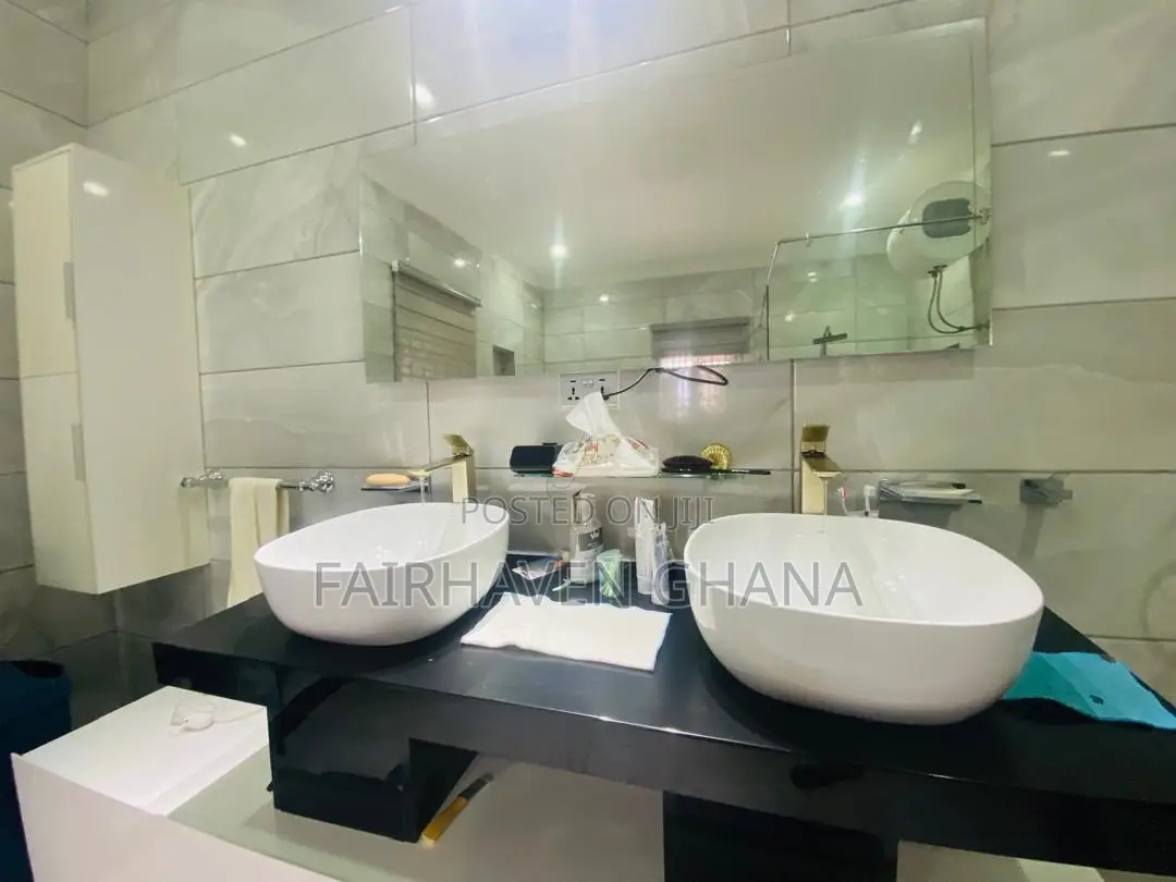Furnished 4bdrm House in Fairhaven Properties, Dome for sale