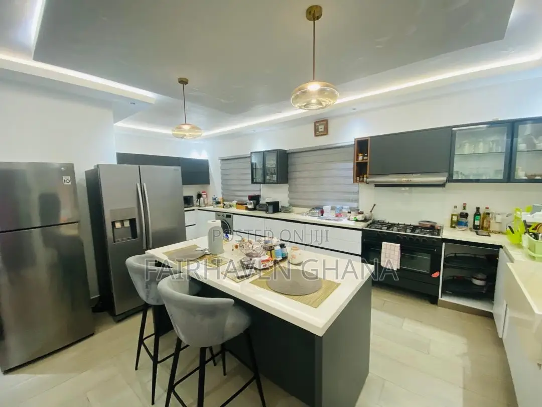 Furnished 4bdrm House in Fairhaven Properties, Dome for sale