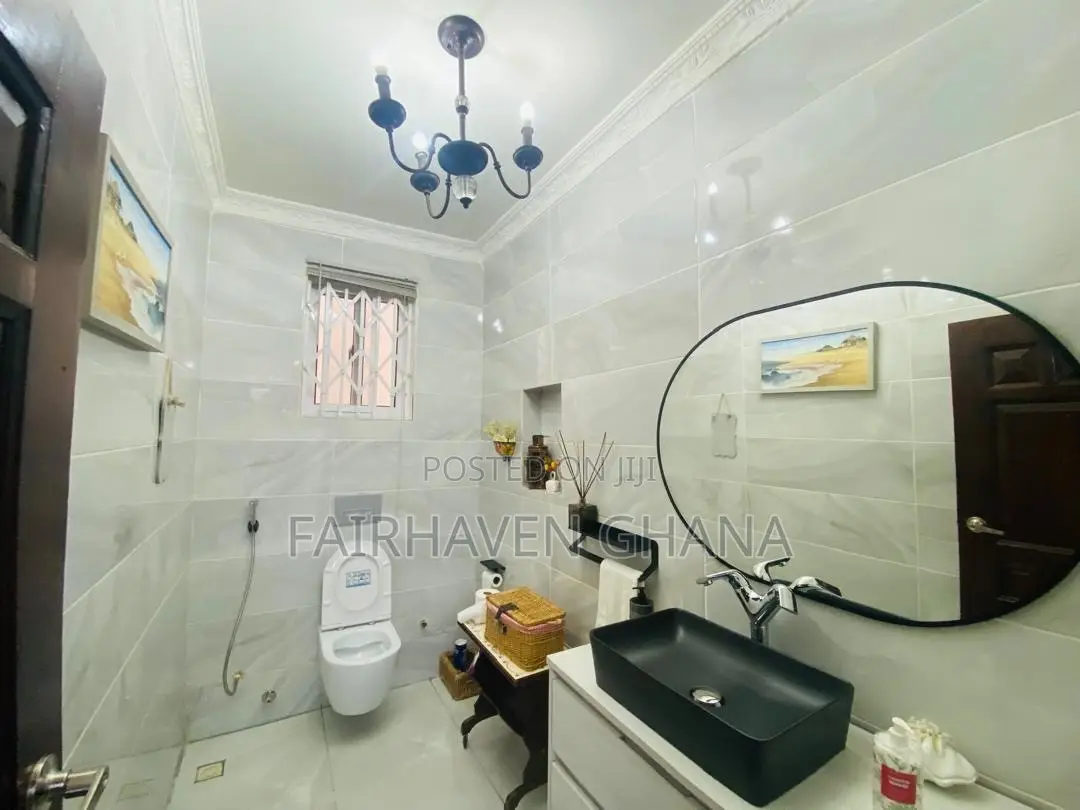 Furnished 4bdrm House in Fairhaven Properties, Dome for sale