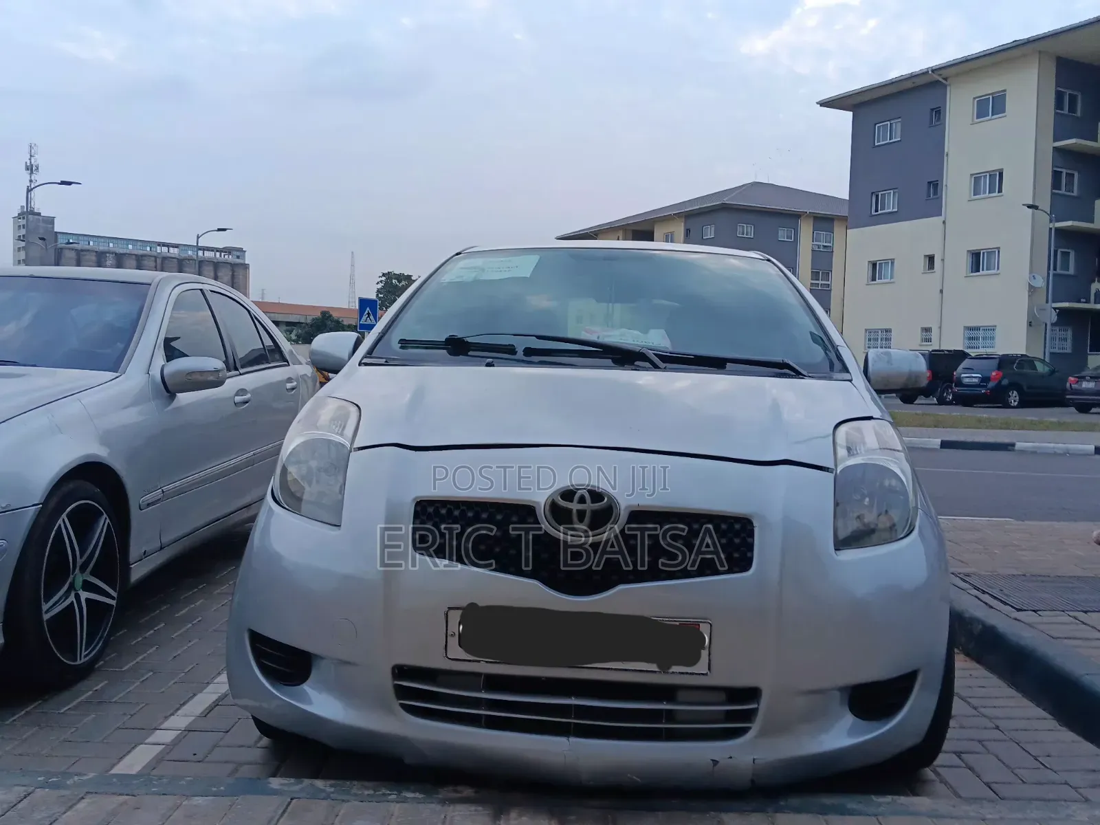 Toyota Vitz 1.3 AWD 5dr 2010 Silver