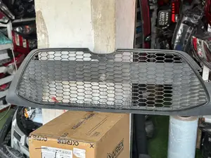 Corolla 2020 LE Front Grille