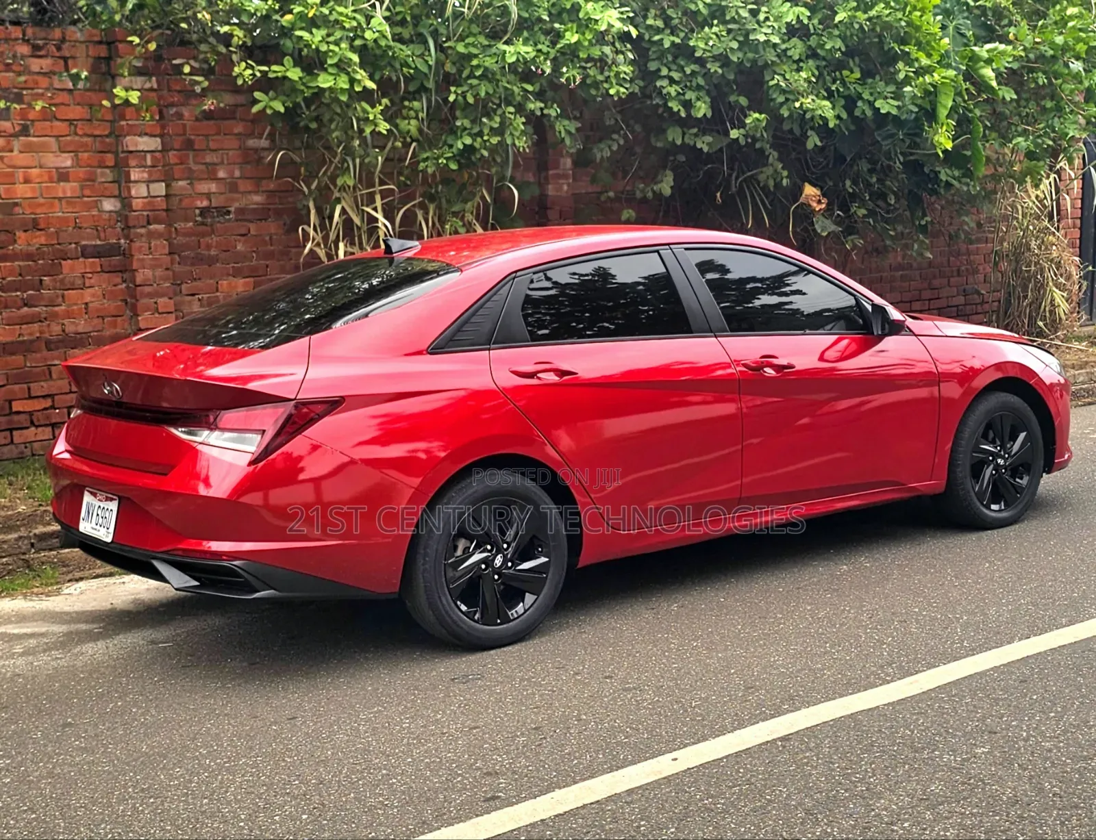 Hyundai Elantra 2022 Red