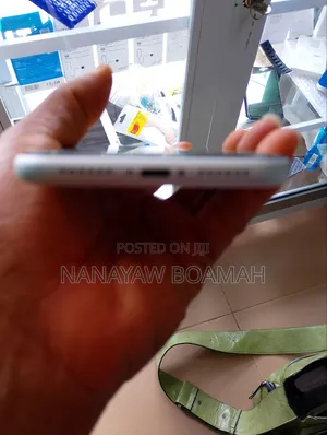 Apple iPhone XR 128 GB White