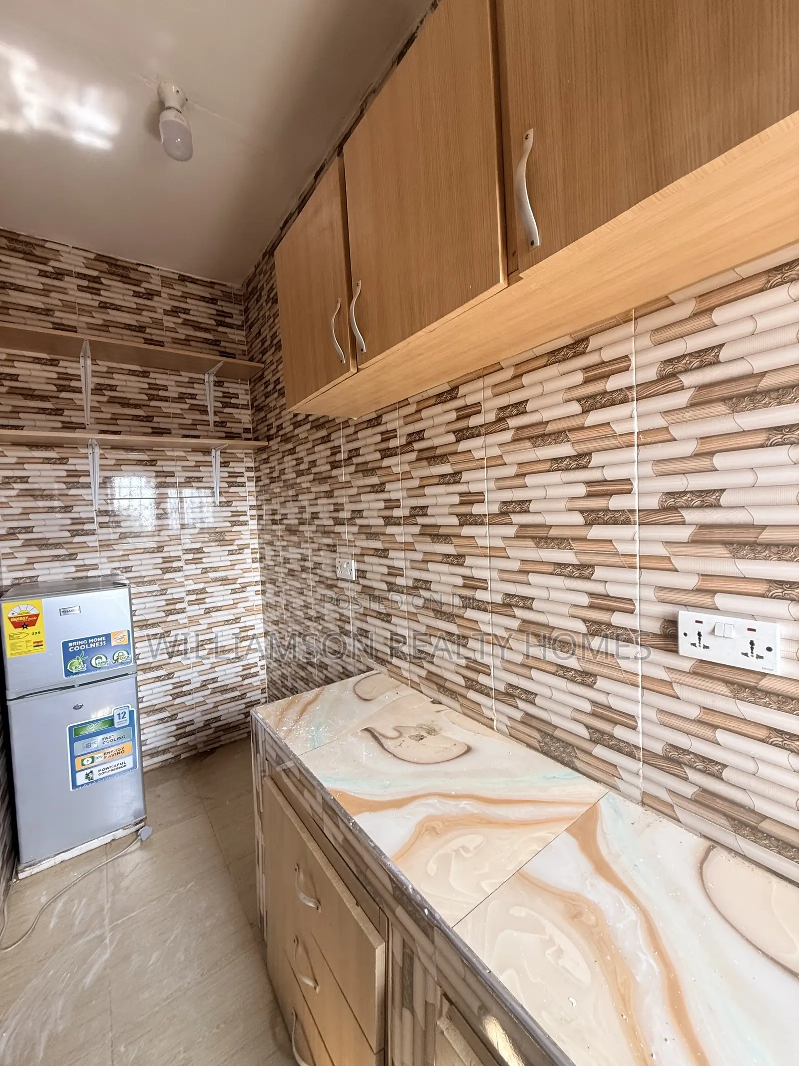 1bdrm Apartment in Hfc Estate Area, Spintex for rent