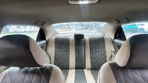 Toyota Corolla LE 4dr Sedan (1.8L 4cyl 4A) 2011 Gold
