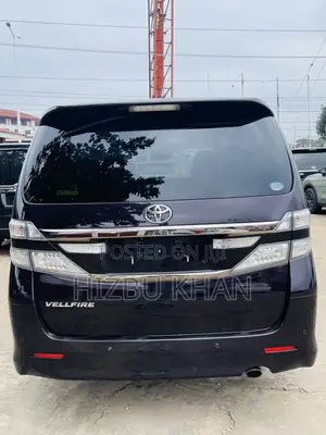 Toyota Vellfire Z 2.4 FWD 7-Seater 2013 Black