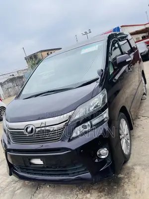 Toyota Vellfire Z 2.4 FWD 7-Seater 2013 Black