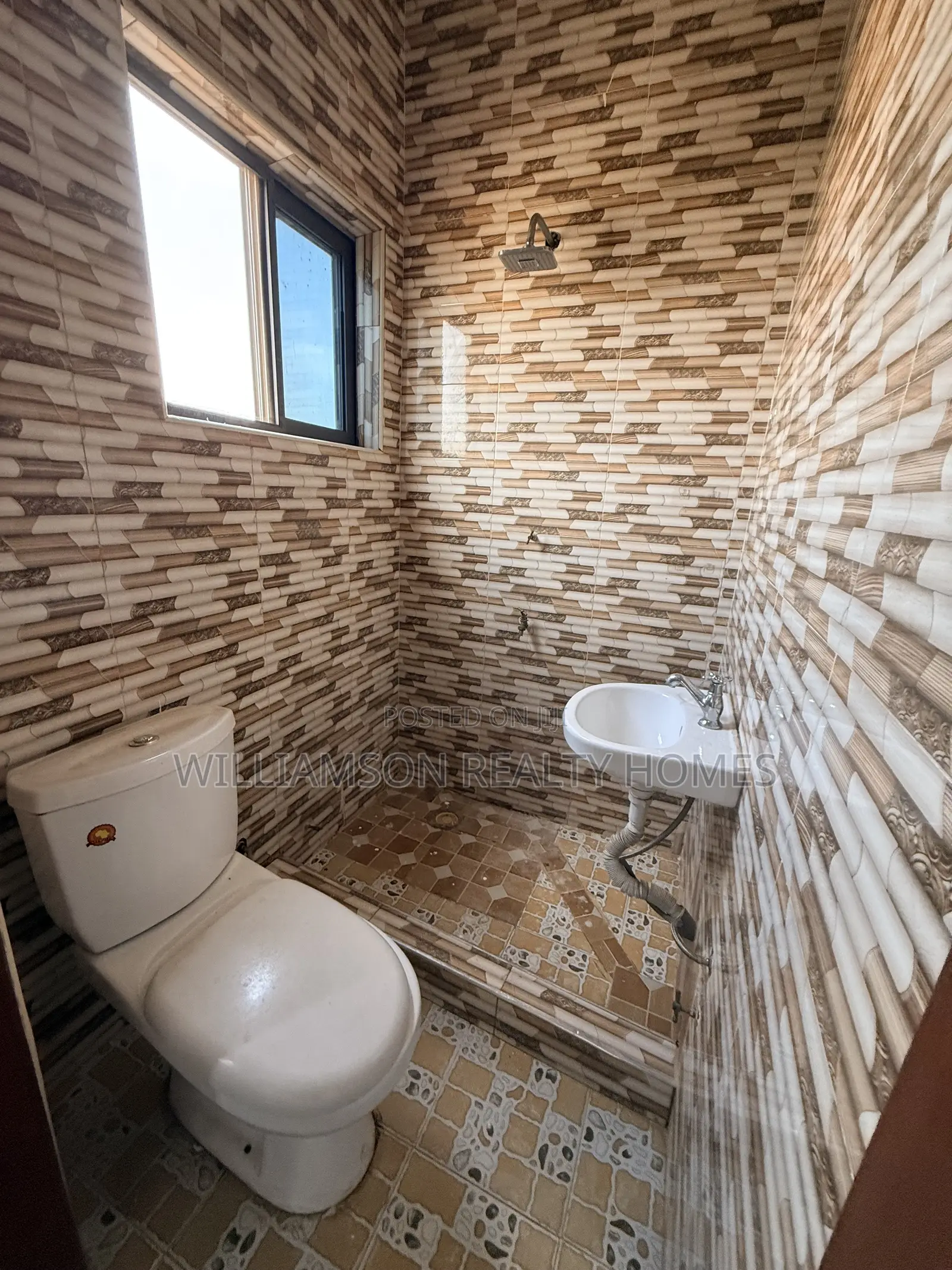 1bdrm Apartment in Hfc Estate Area, Spintex for rent