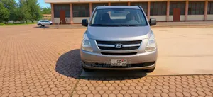 Hyundai Starex 2010 Grey