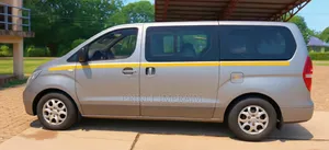 Hyundai Starex 2010 Grey