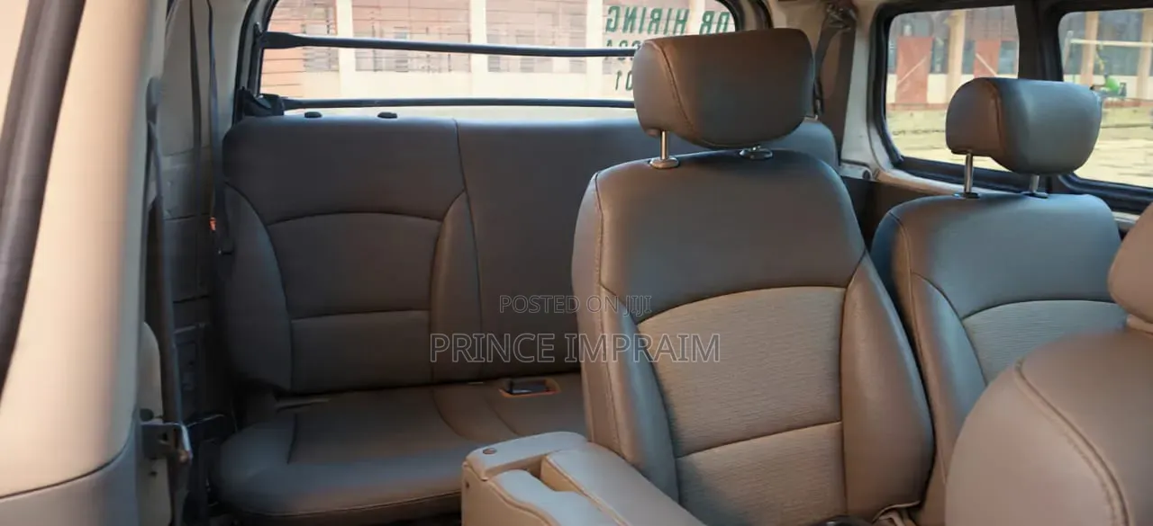 Hyundai Starex 2010 Grey