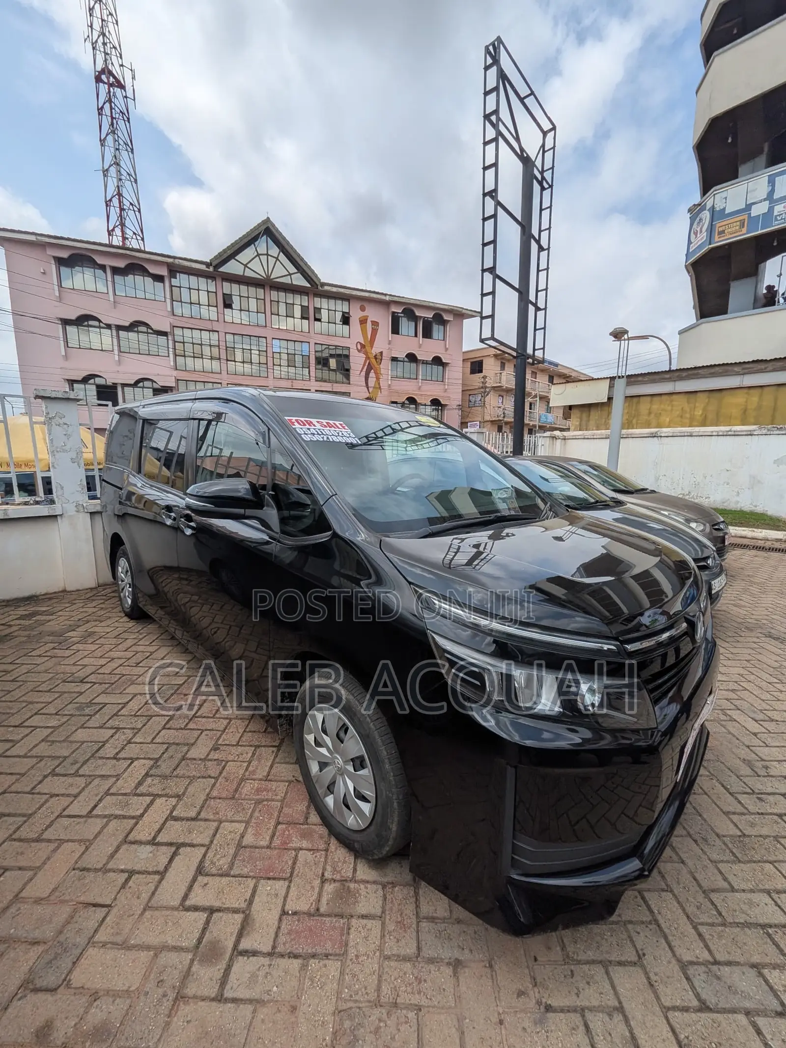 Toyota Voxy 2015 Black