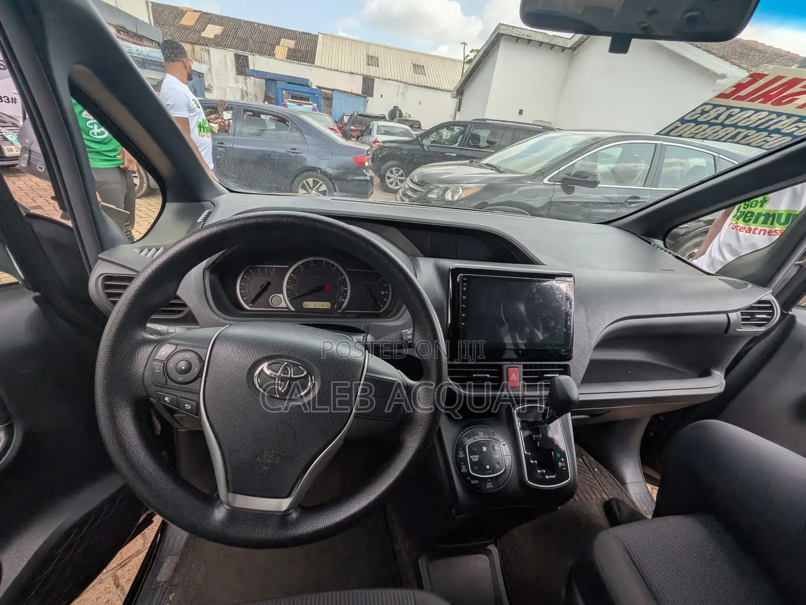 Toyota Voxy 2015 Black