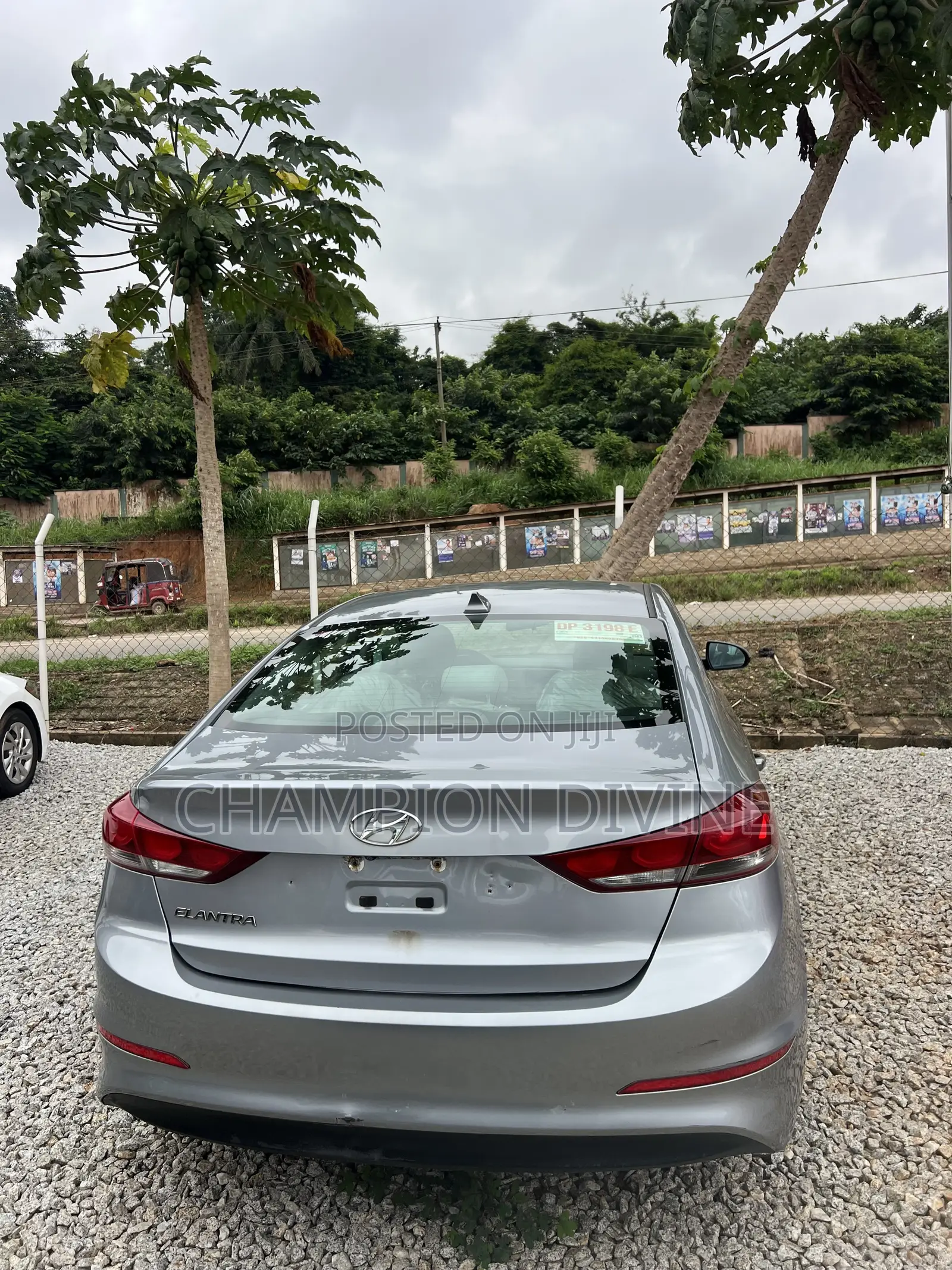 Hyundai Elantra 2017 Gray