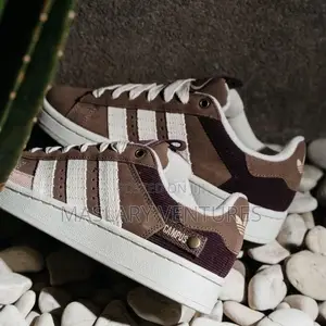 Adidas Campus 00s