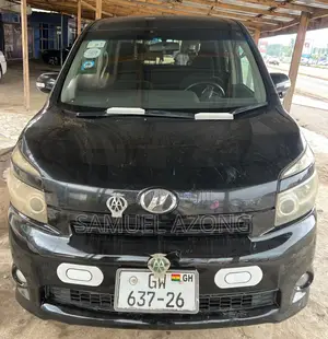 Toyota Voxy V 4WD 7-Seater 2012 Black