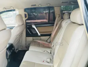 Toyota Land Cruiser Prado 2.7 i 2011 Black