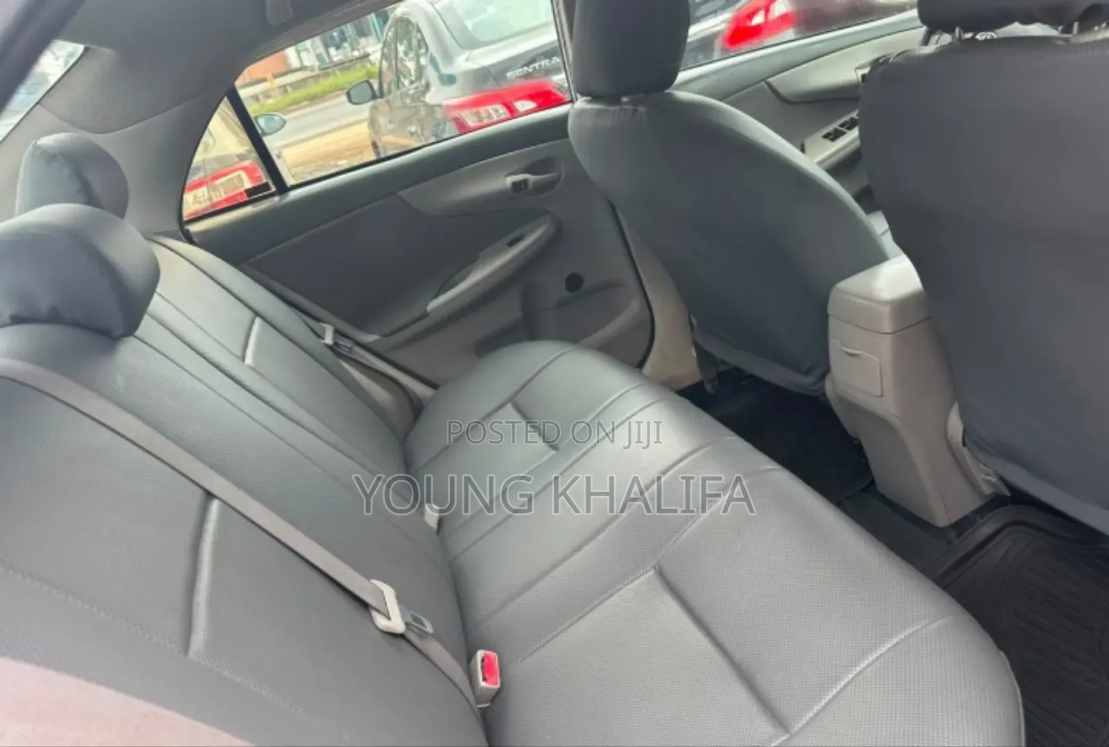 Toyota Corolla 2010 Silver