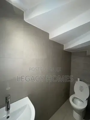 2bdrm Apartment in Ogbojo, Boundary Road Area for rent