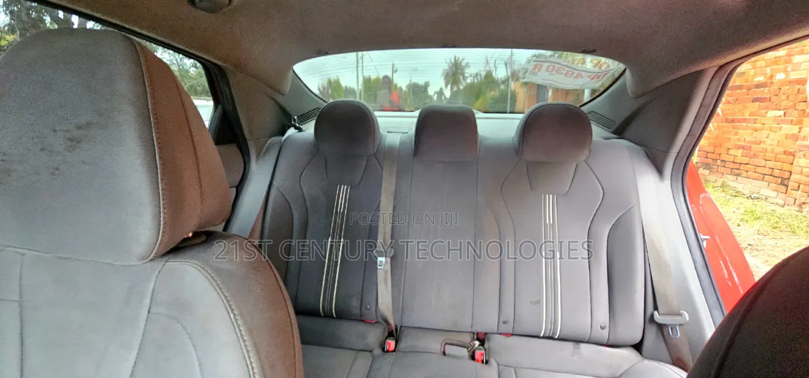 Hyundai Elantra 2022 Red