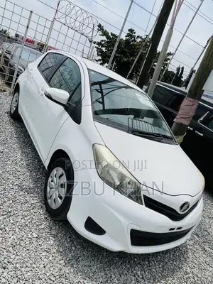Toyota Vitz 1.3 AWD 5dr 2011 White
