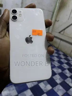 Apple iPhone 11 128 GB White