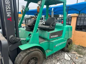 Mitsubishi Forklift 4Tons
