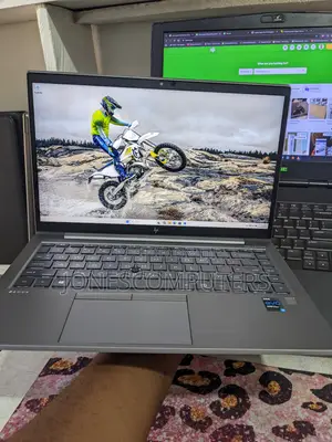 Laptop HP ZBook Firefly G8 16GB Intel Core i5 SSD 256GB