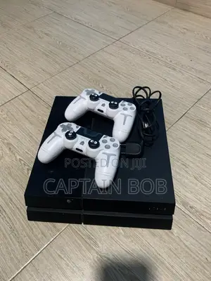 PS4 Standard Jailbreak With 5 Games Two Controllers