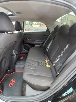 Hyundai Elantra 2025 Black
