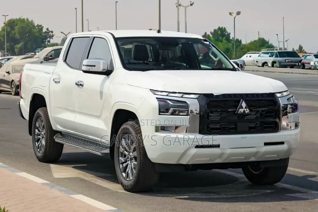 New Mitsubishi L200 2025 White